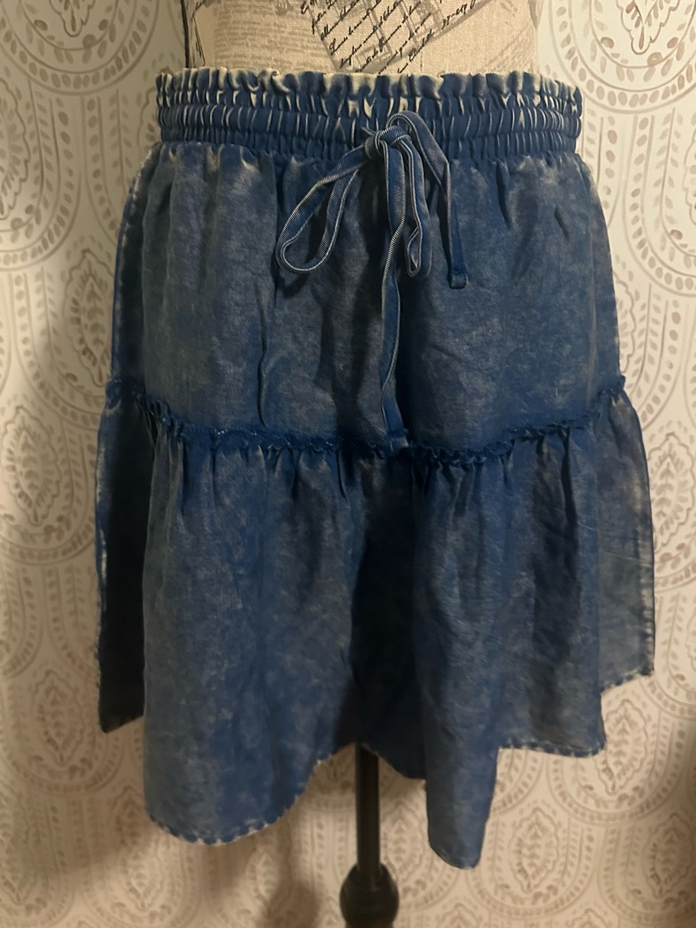 Zenana Outfitters Blue Tiered Drawstring Skort